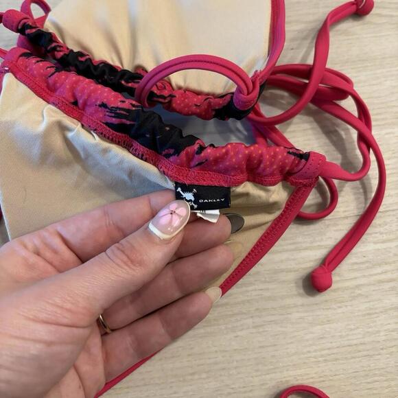 VTG Y2K Oakley Bikini 2000s Size Medium Low Rise Triangle Stringy River Rat - Picture 7 of 9